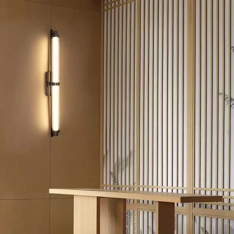 Applique murale LED d'intérieur en doré ou noir