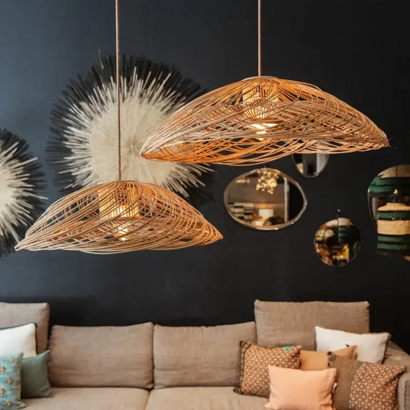 Suspension Bambou Tressé Design Aérien Forme Organique