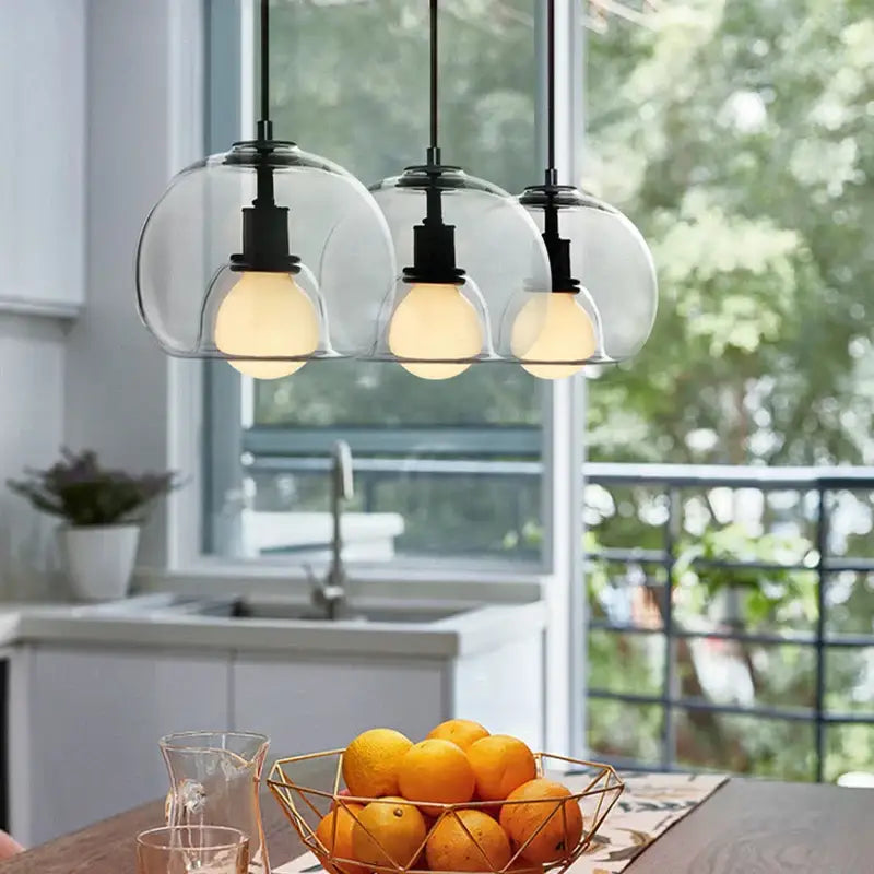 Suspension luminaire en verre soufflé noir pour cuisine moderne