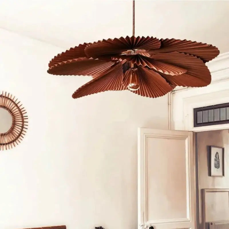 Suspension plissée marron style bohème chic en papier kraft