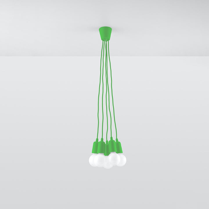 Suspension Luminaire vert éteinte, vue rapprochée