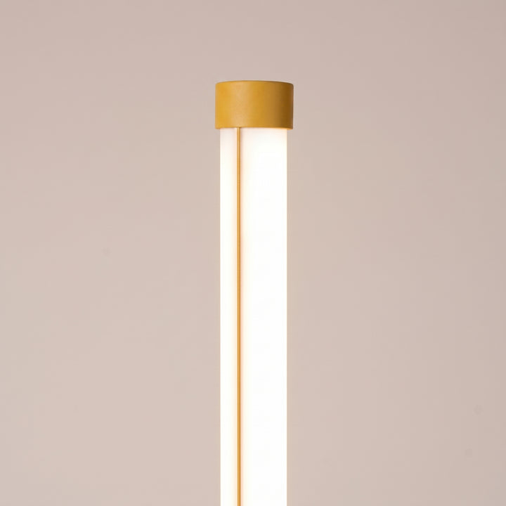 Lampadaire TRANG jaune détail du sommet du tube
