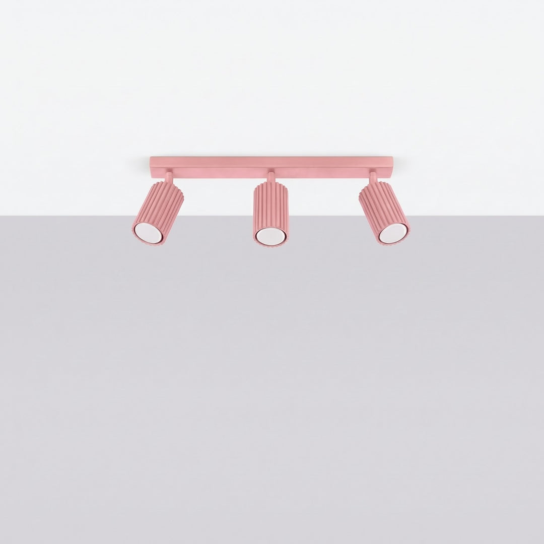 Luminaire Plafonnier rose éteinte, vue rapprochée