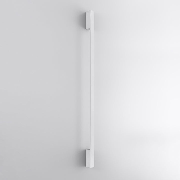 Applique murale SAPPO blanc éteinte, posée au mur