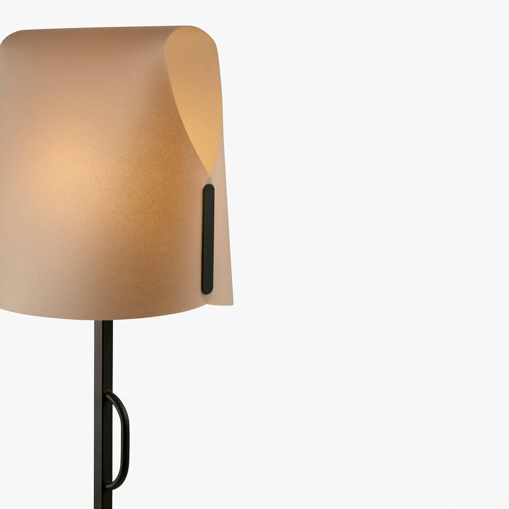 Détail : lampadaire Luang
