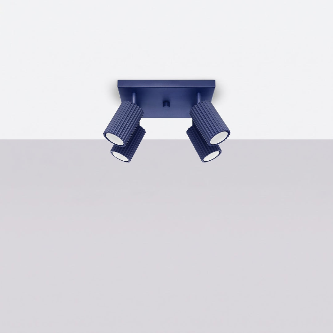 Luminaire Plafonnier outremer éteinte, vue rapprochée