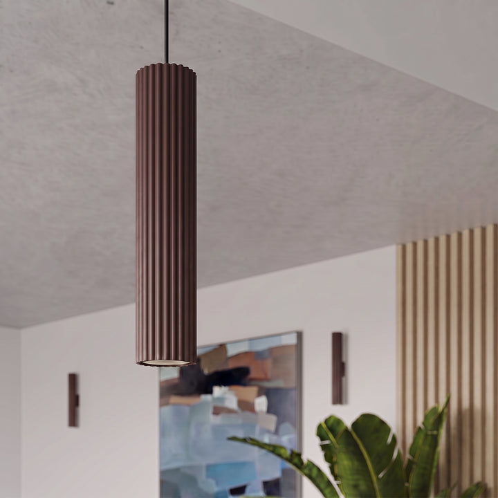 Luminaire Plafonnier marron allumée, vue rapprochée