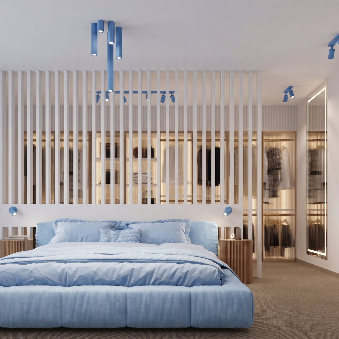 Luminaire Plafonnier bleu clair dans un intérieur contemporain