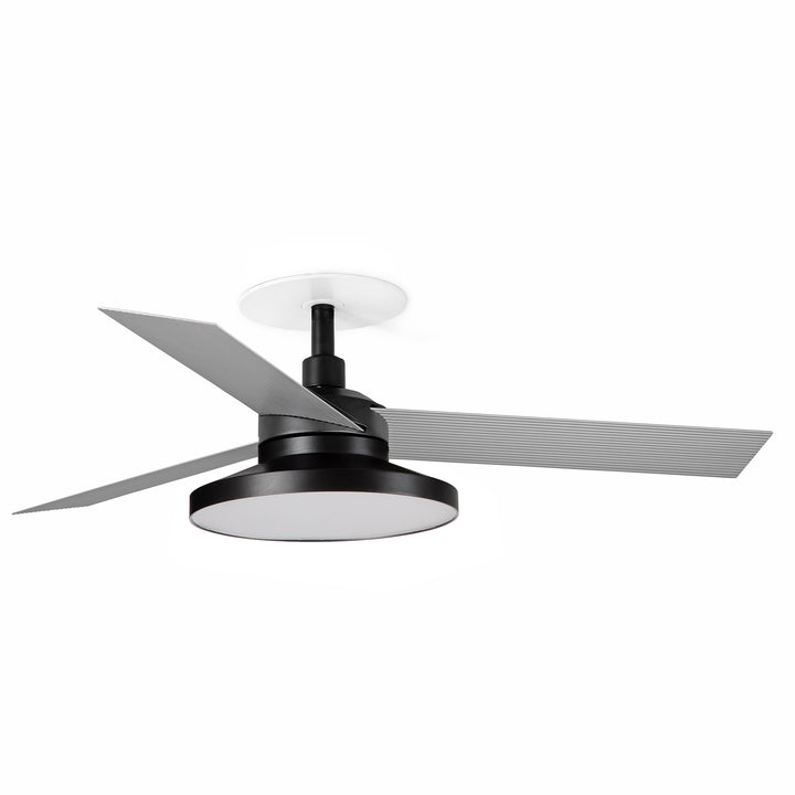 Ventilateur de plafond Cruiser 106 cm encastré noir avec lumière LED prismatique de Faro Barcelona