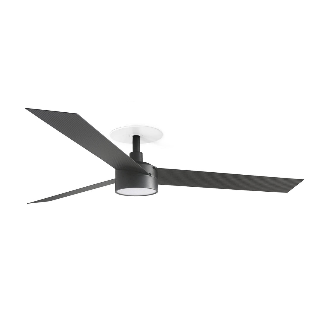 Ventilateur de plafond Cruiser 132 cm encastré noir avec lumière LED opale de Faro Barcelona