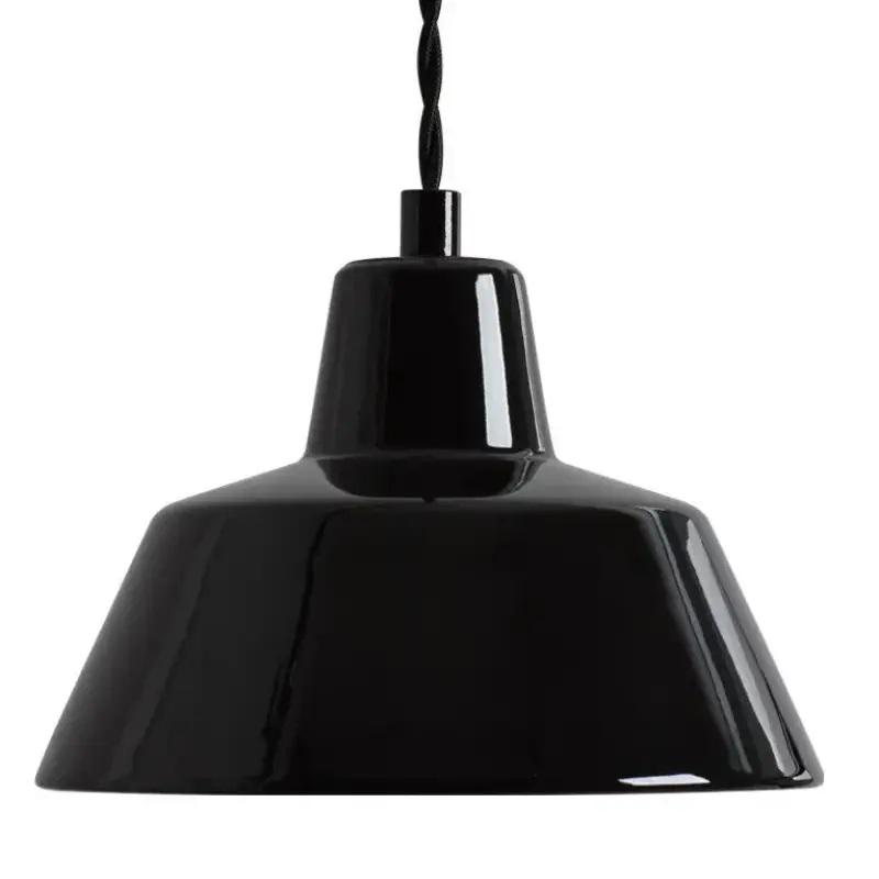 Suspension en céramique style atelier minimaliste chic