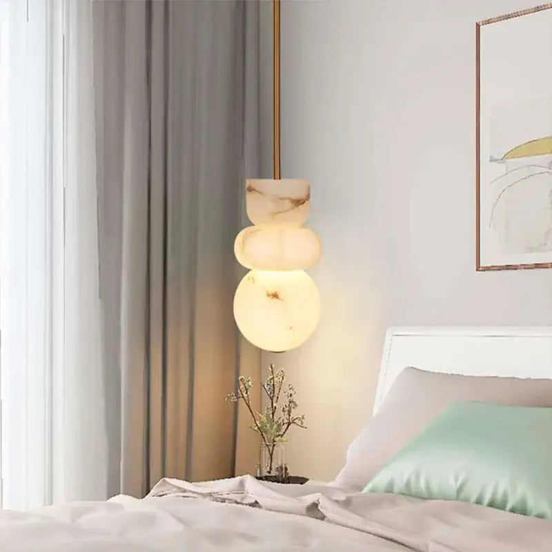 Suspension luminaire en verre effet marbre blanc design élégant