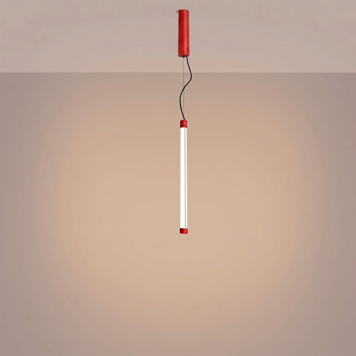 Suspension tube TRANG rouge allumée, suspendue
