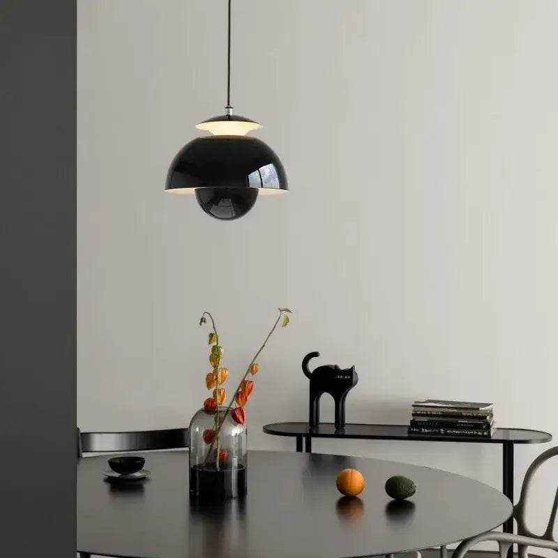 Suspension luminaire design épuré en métal au style contemporain