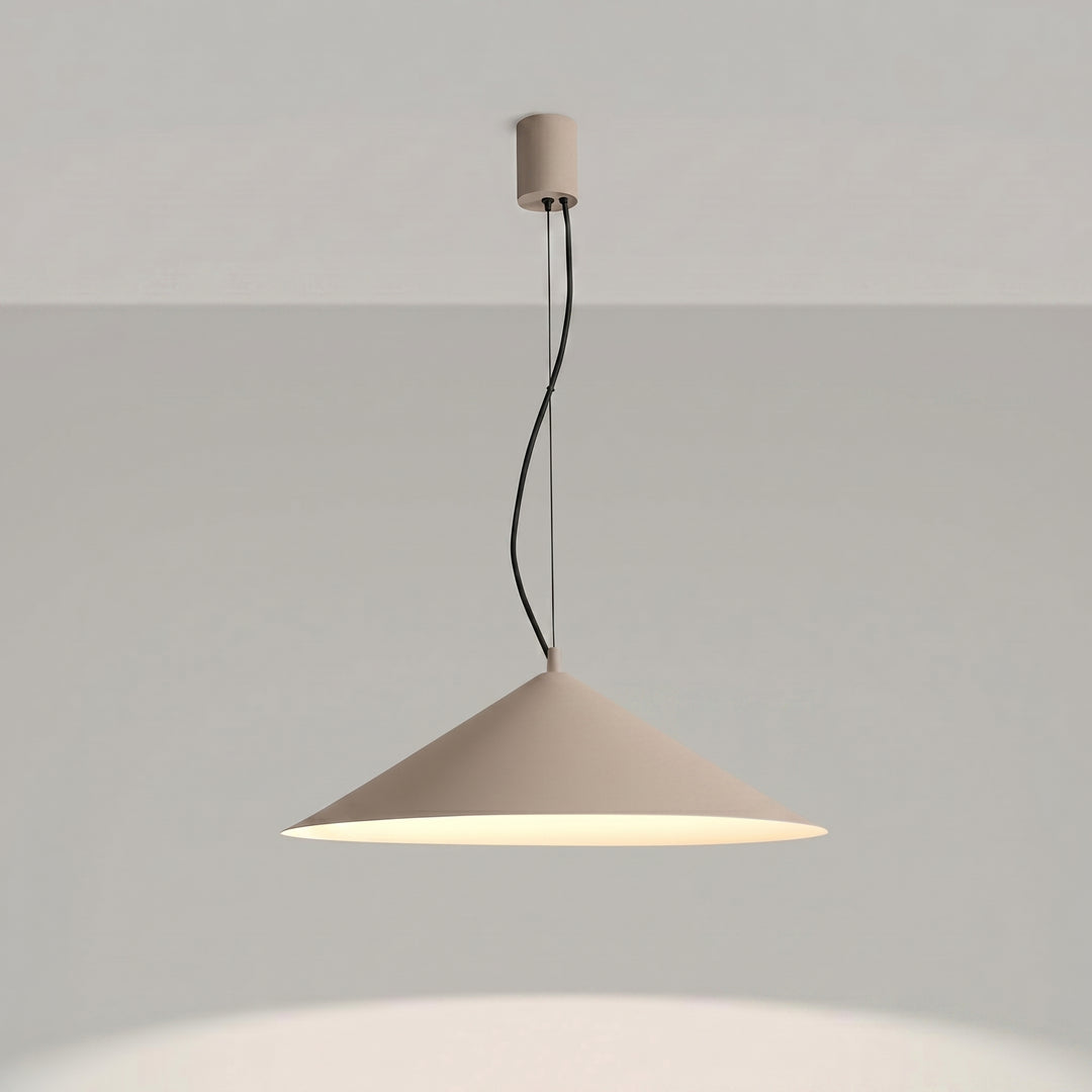 Suspension FINT taupe allumée, suspendue