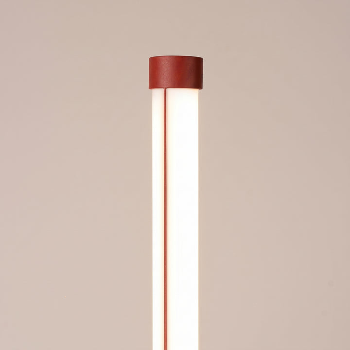 Lampadaire TRANG rouge détail du sommet du tube