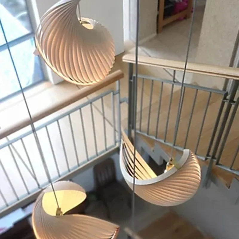 Lámpara colgante de madera con escalera de caracol de estilo japonés minimalista moderno para apartamento tipo loft, hecha a mano, para restaurante o dormitorio