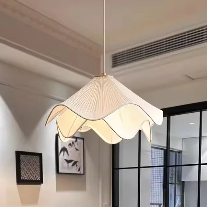 Lámpara colgante LED nórdica minimalista de tela blanca con flores, para sala de estar, dormitorio, restaurante, decoración minimalista del hogar, iluminación.
