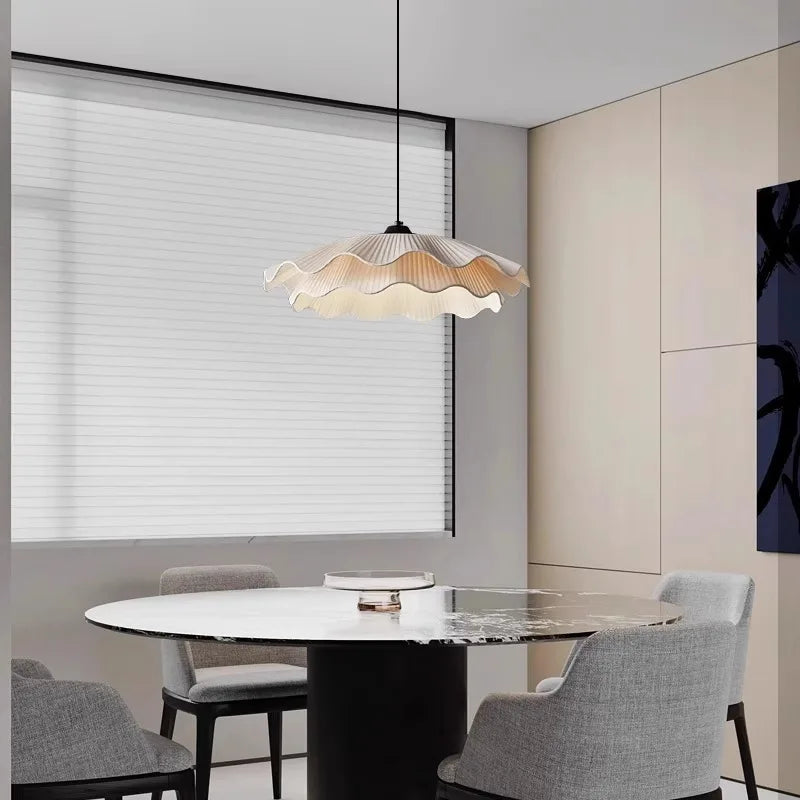Lámpara colgante Arwen Fabric Wave, lámpara LED redonda blanca para comedor, diseño nórdico simple, estudio, arte wabi sabi, lámpara de dormitorio