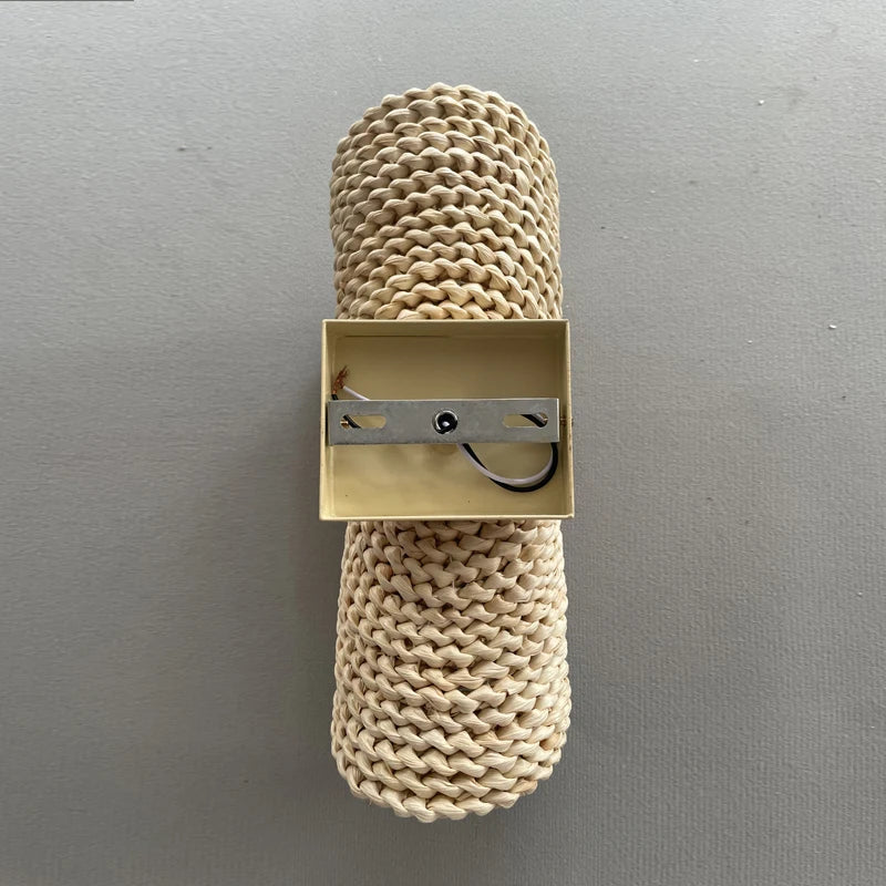 Lámpara de pared de tejido de ratán retro, lámpara de pared japonesa para dormitorio, lámpara de pared para decoración de interiores estilo campestre pastoral.