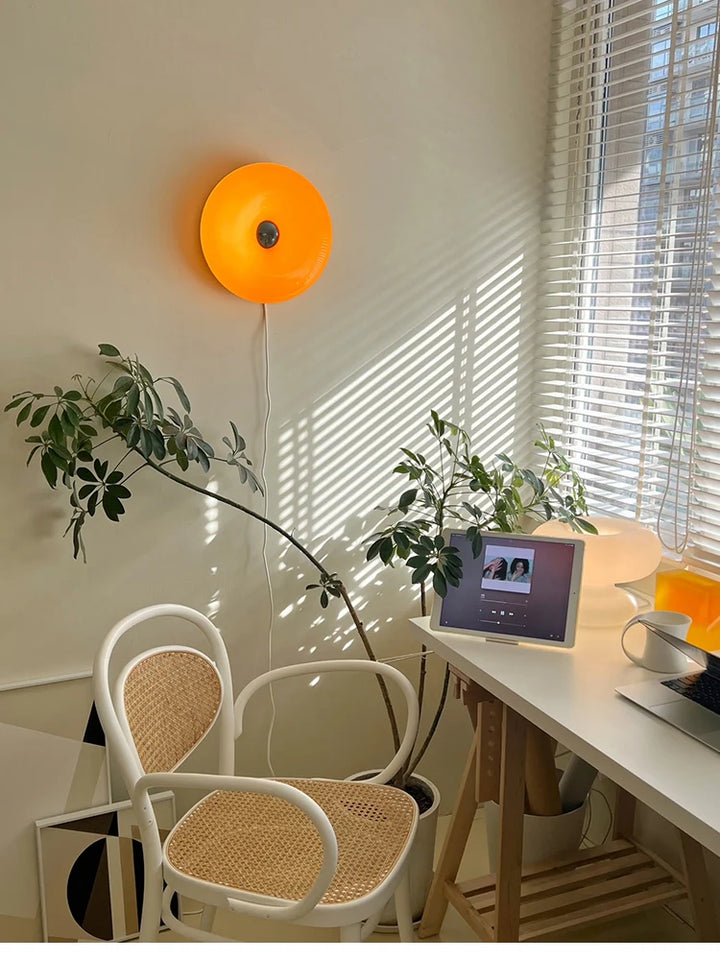 Aplique Bauhaus retro, lámpara de pared Donut para salón, lámpara de noche para dormitorio, luz ambiental, lámpara de mesa de cristal, aplique naranja