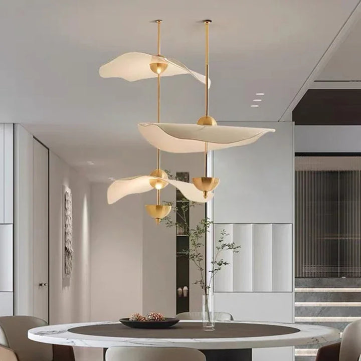 Lámpara colgante LED moderna con diseño de hoja de loto para escalera, sala de estar, decoración de hotel, lámpara colgante de lujo para mesa de comedor.