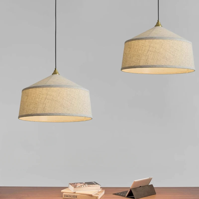 Suspension luminaire incandescente en tissus blanc ou noir