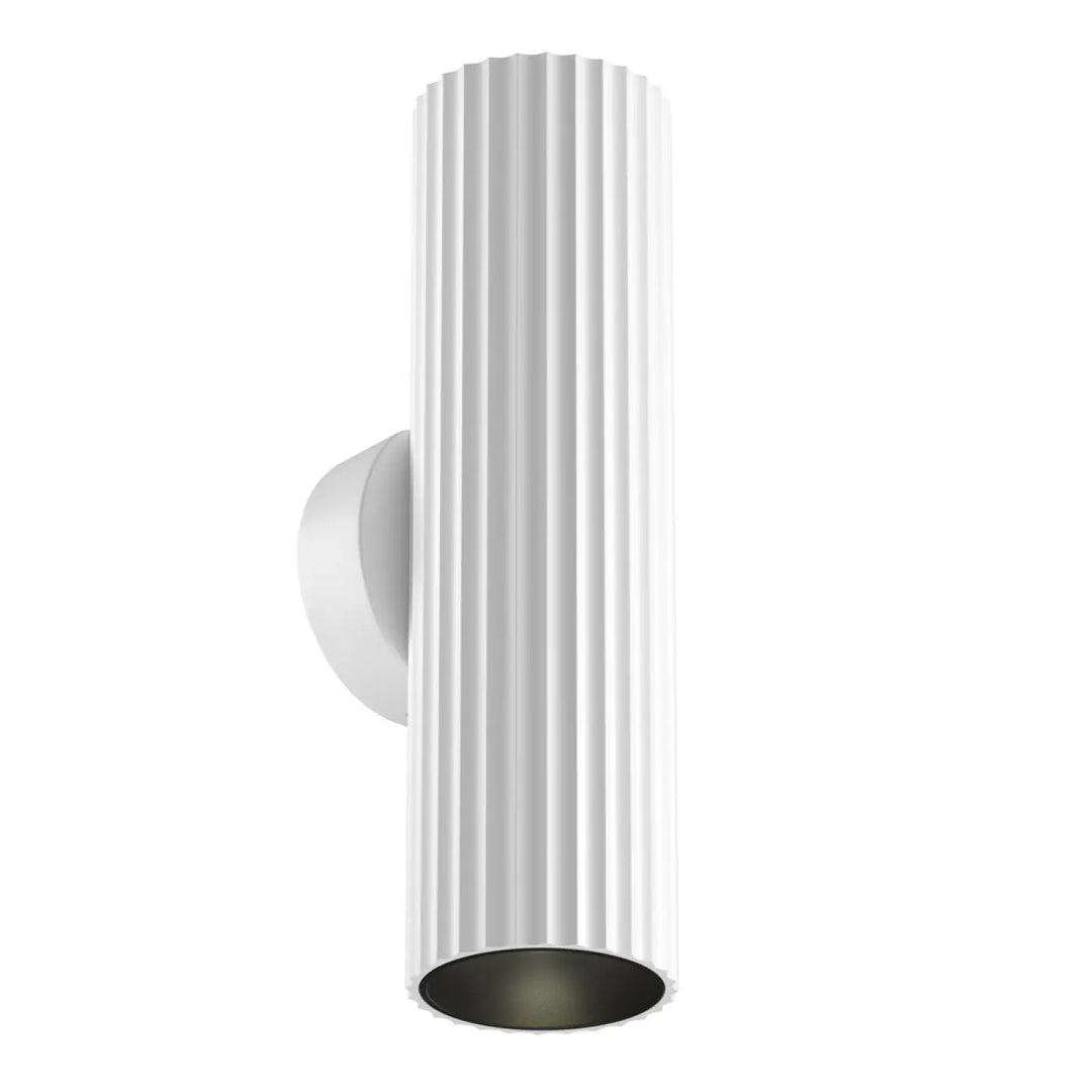 Applique murale calipso cylindre cannelé double flux en blanc avec finition mate et design moderne
