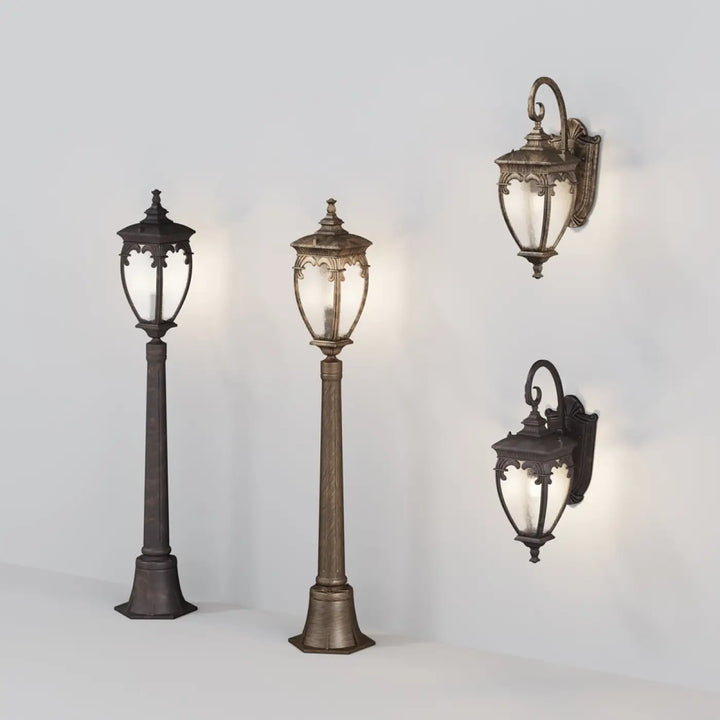Applique extérieure fleur en fer forgé finition bronze avec lanterne italienne à panneaux de verre clair et détails baroque