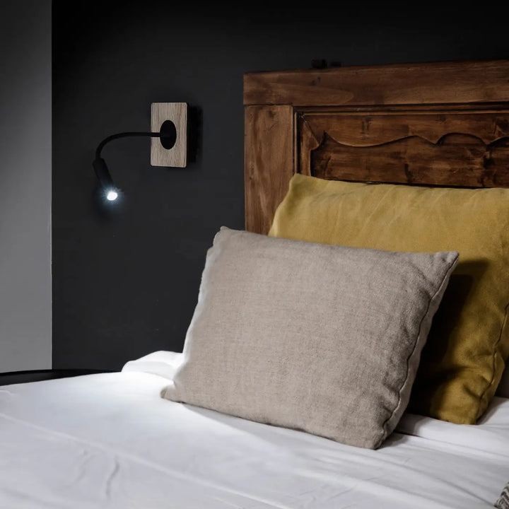 Applique liseuse Mood SQ de Faro Barcelona en situation