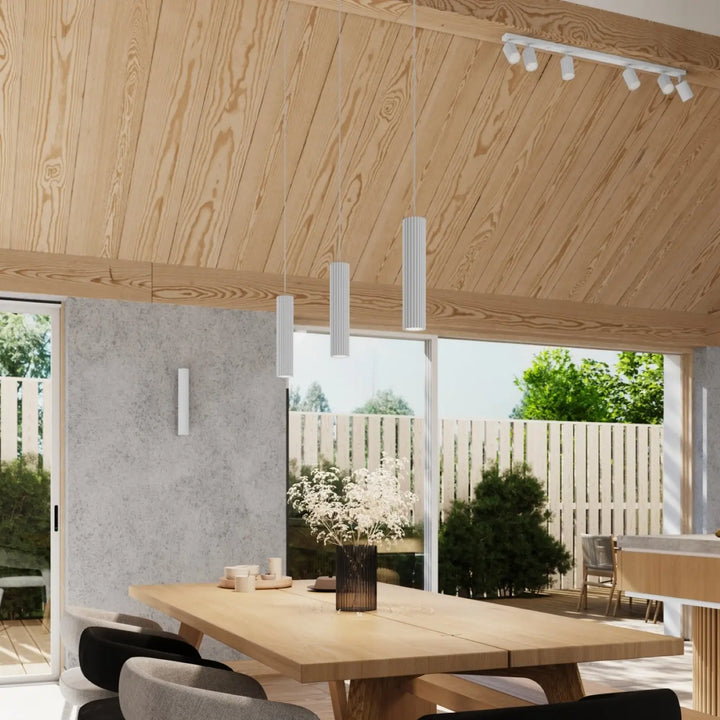 Applique murale karbon 20 blanc en design minimaliste avec plafonnier karbon allie et ampoules gu10 interchangeables suspendues