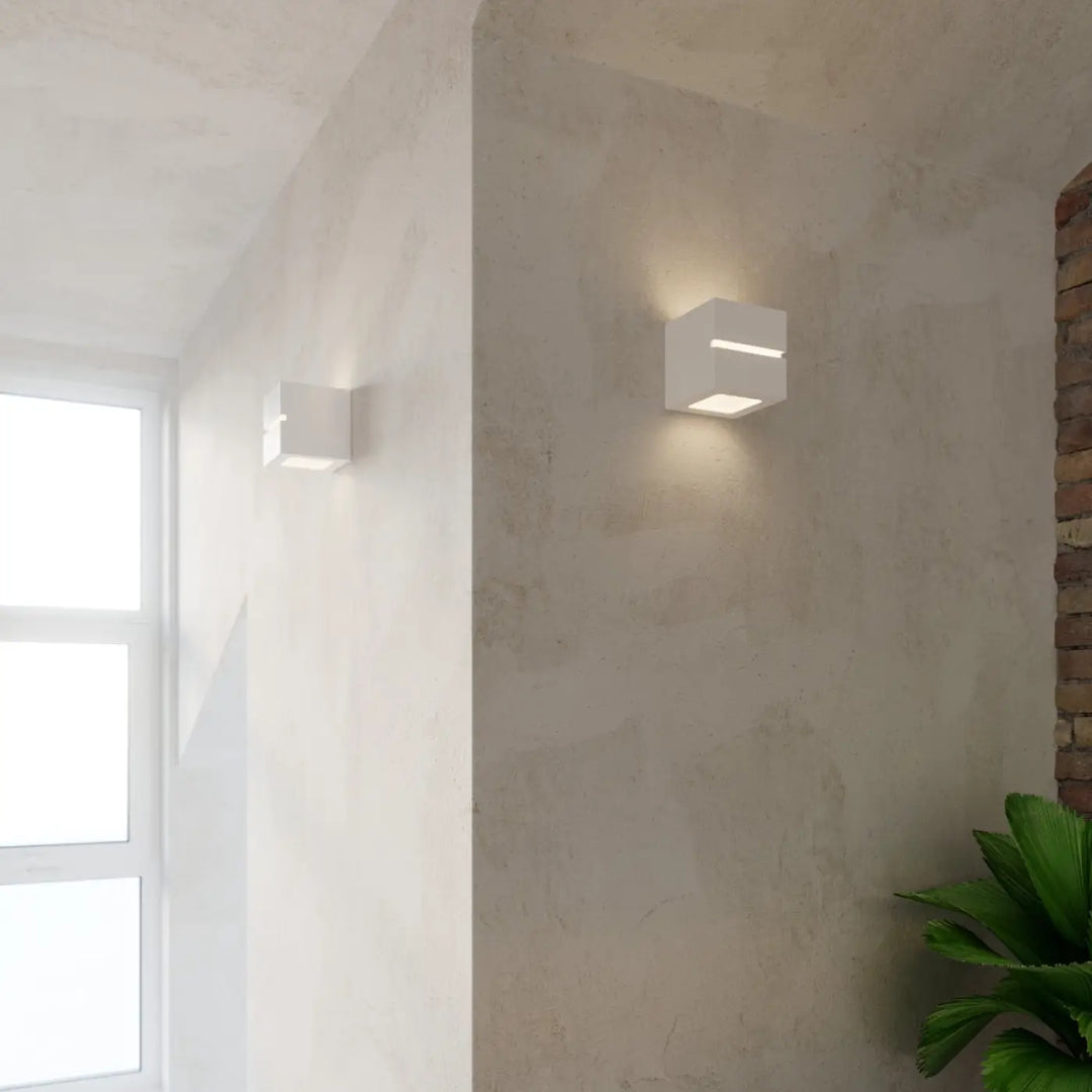 Applique murale céramique leo line blanche cube avec design minimaliste pour une belle lumière moderne