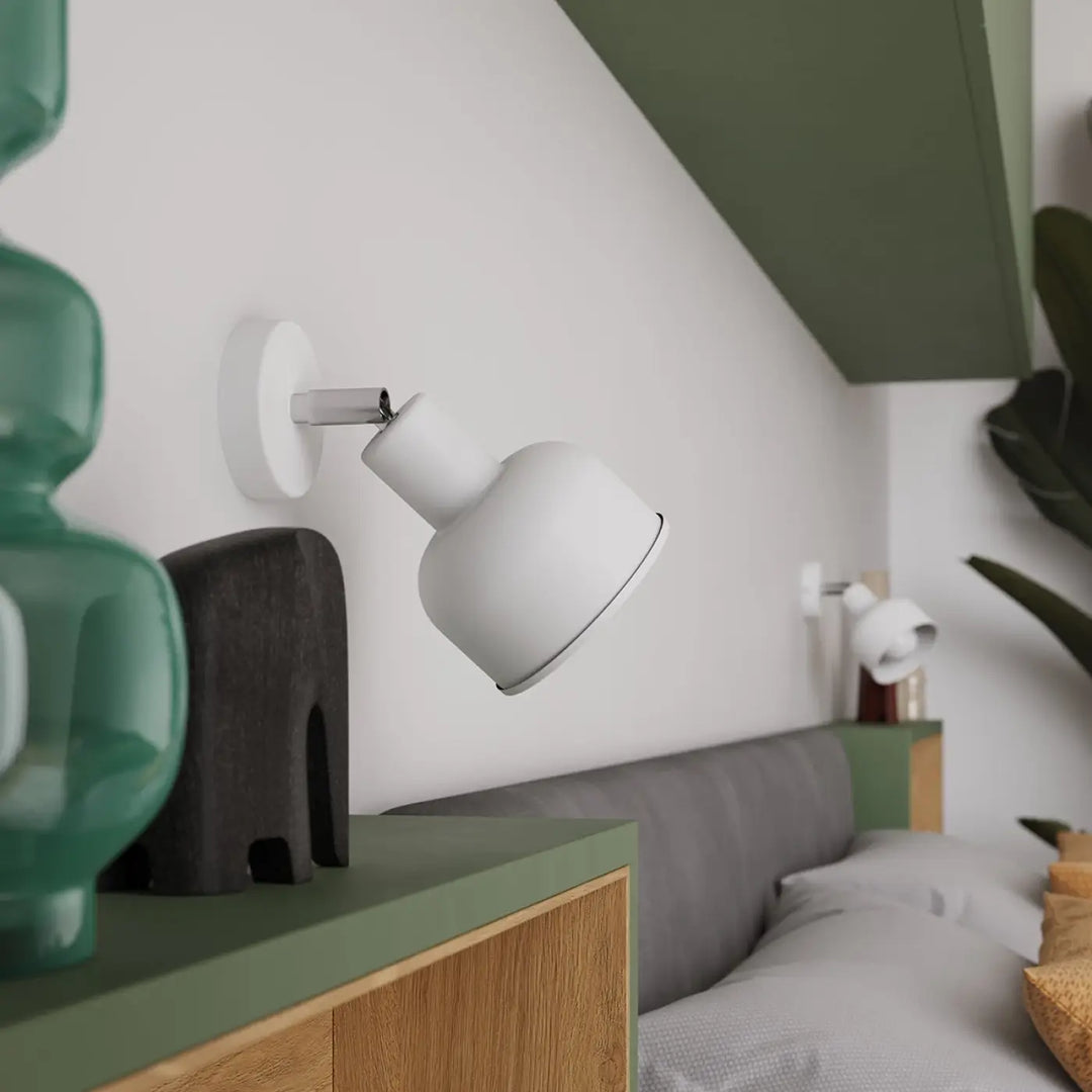 Applique murale lampe elba blanche avec finition mate en minimalisme combiné et éléments subtils pour lecture ciblée