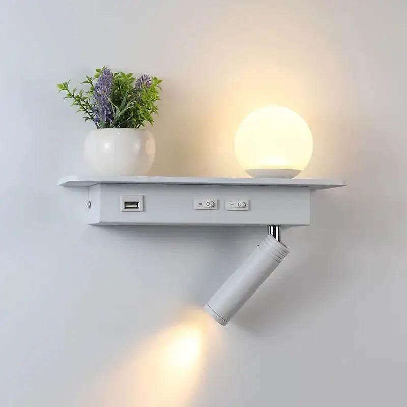 Applique Murale Blanche À Support Et Port USB Pour Chambre Moderne
