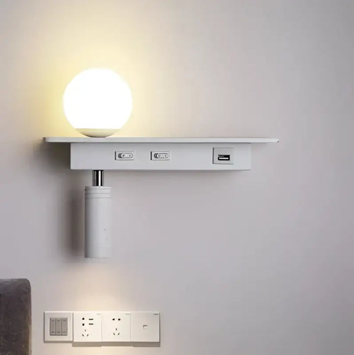 Applique Murale Blanche À Support Et Port USB Pour Chambre Moderne
