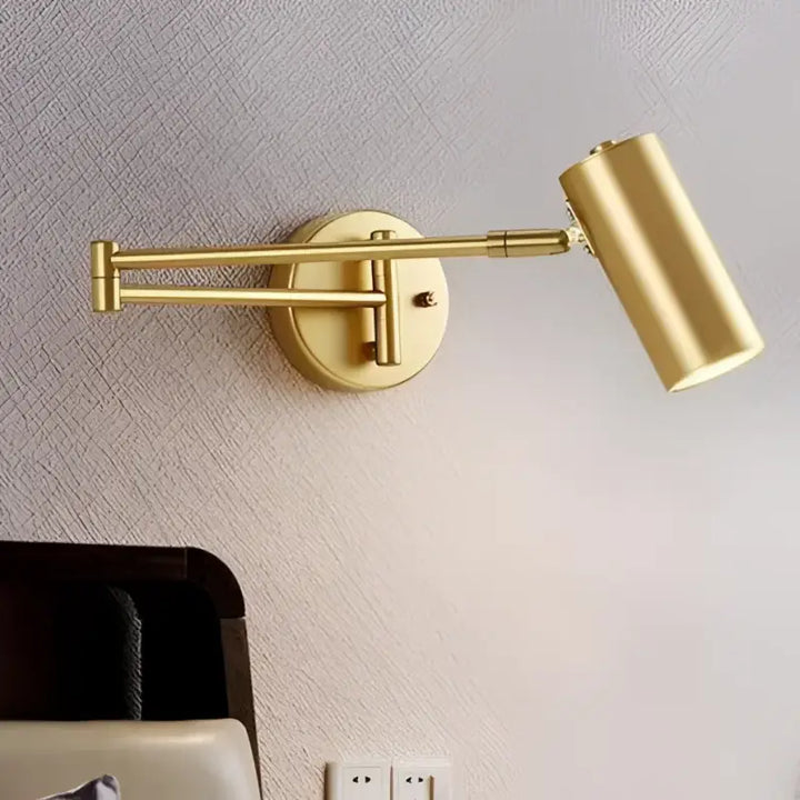 Applique Murale Bras Articulé Dorée au Design Géométrique