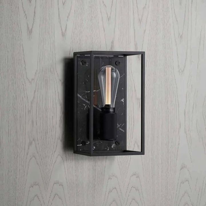 Applique murale Caged Medium en marbre noir #couleur_noir