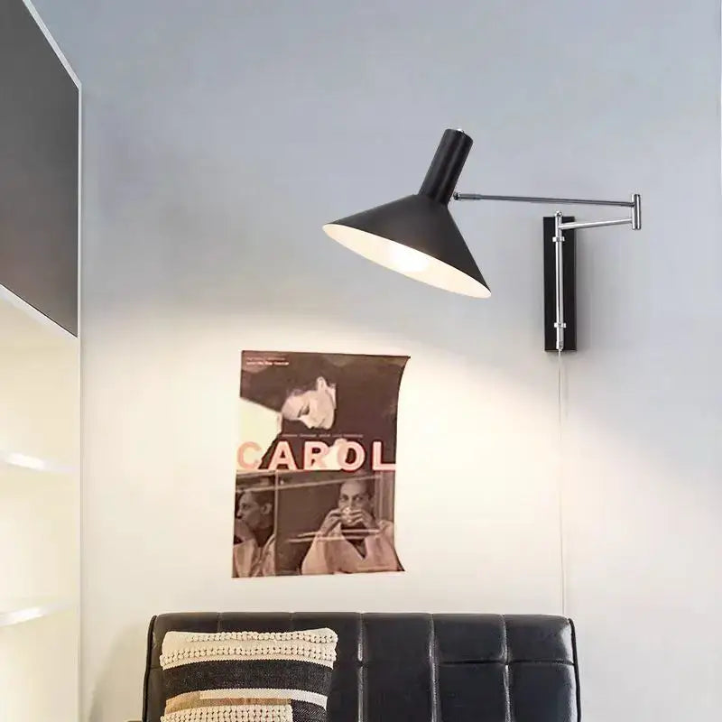 Applique murale design industrielle à bras pivotant style atelier