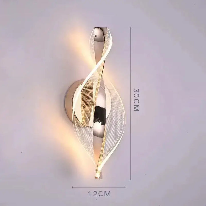 Applique design led sculpturale en métal doré élégance