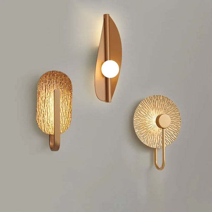 Applique murale design minimaliste en métal doré