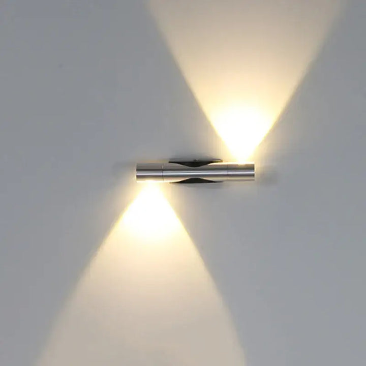 Applique design orientable en métal noir moderne style chic