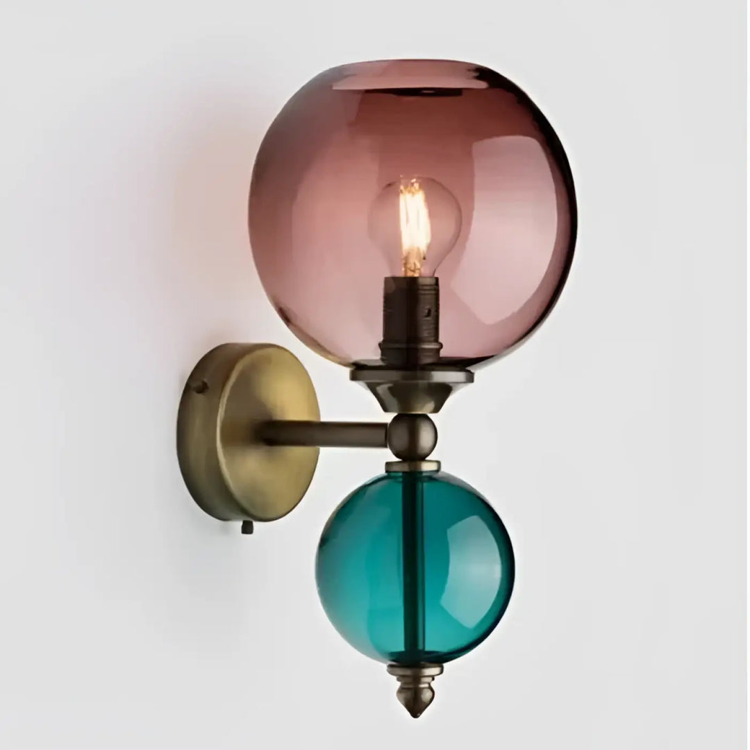 Applique murale GLOYA en verre teinté ambré et bleu avec détails laiton antique pour un éclairage vintage élégant