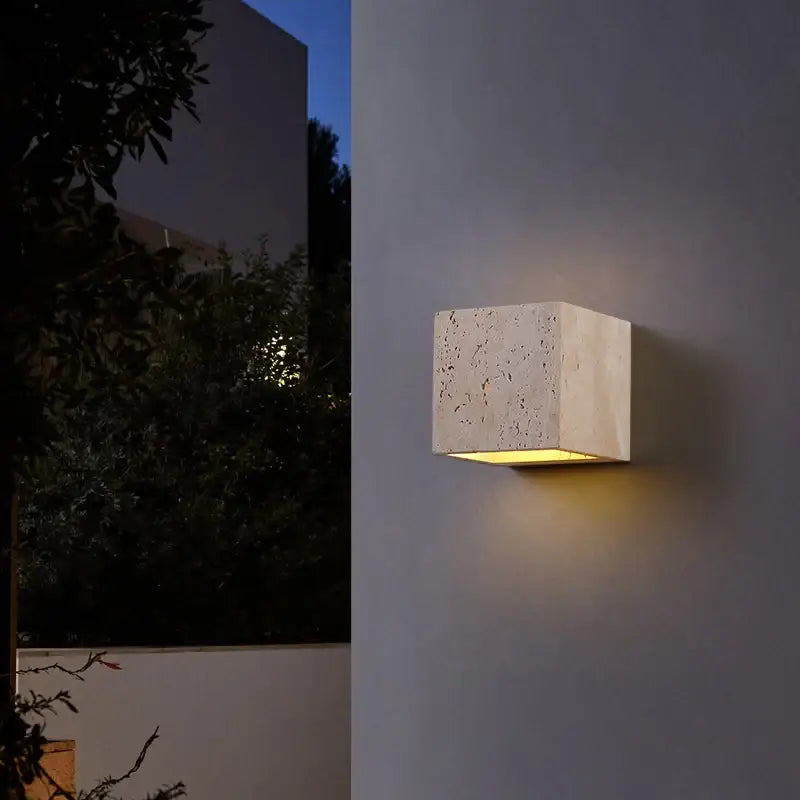 Applique Murale Extérieure Au Style Pierre Ponce Cube Beige