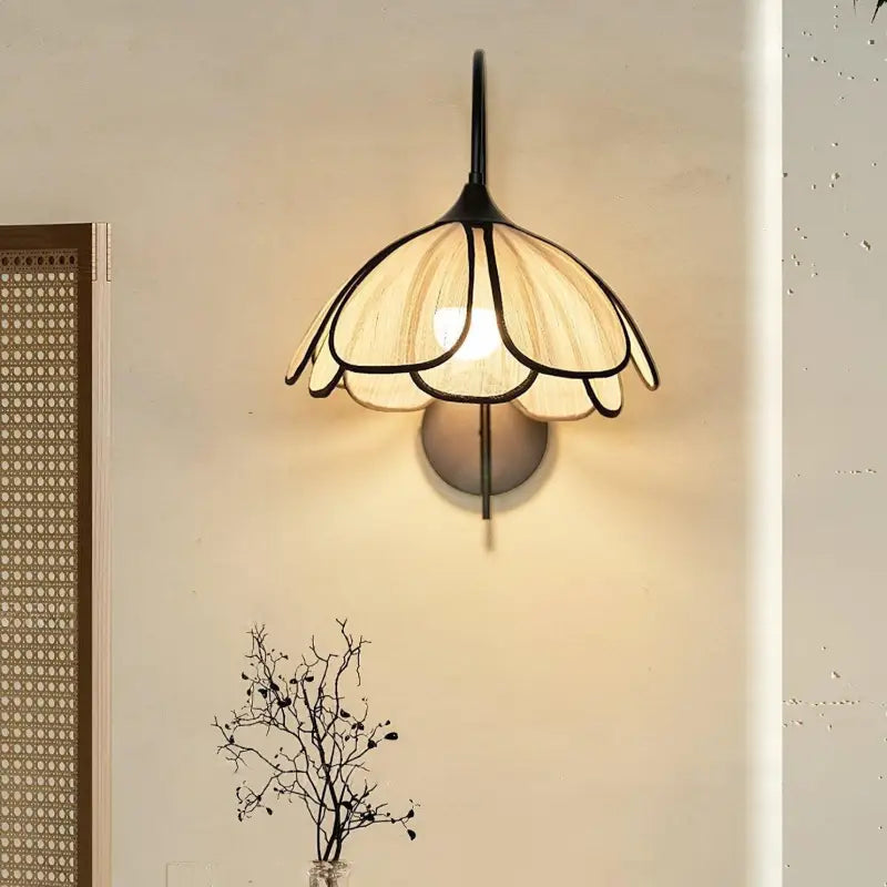 Applique Murale Feuille Noire Métal Forme Fleur