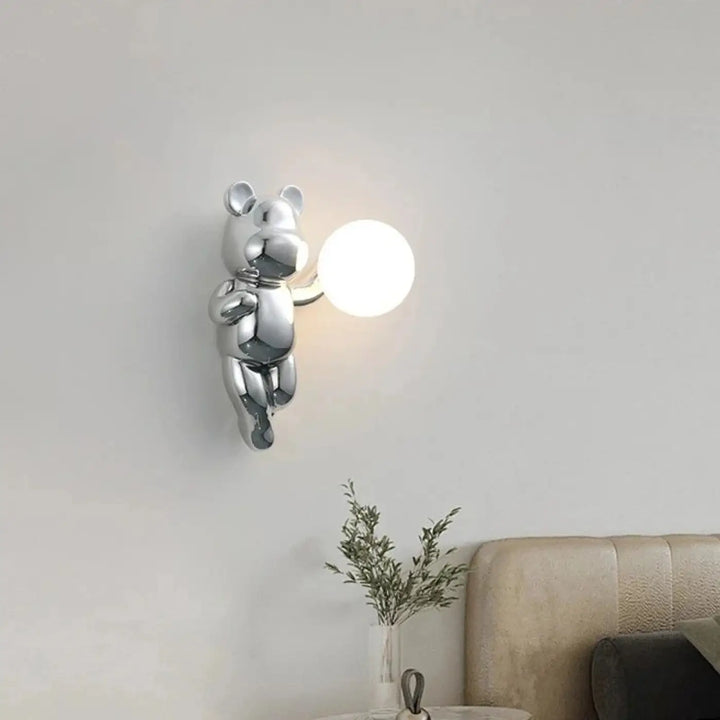Applique murale en chrome brillant forme d’ours avec ampoule sphérique blanche design moderne teddy