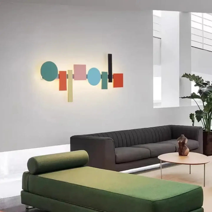 Applique murale géomatrique avec des carrés, ronds et rectangles

