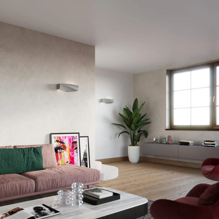 Applique murale sigma gris en céramique moderne avec design angulaire minimaliste et belle lumière blanche mate