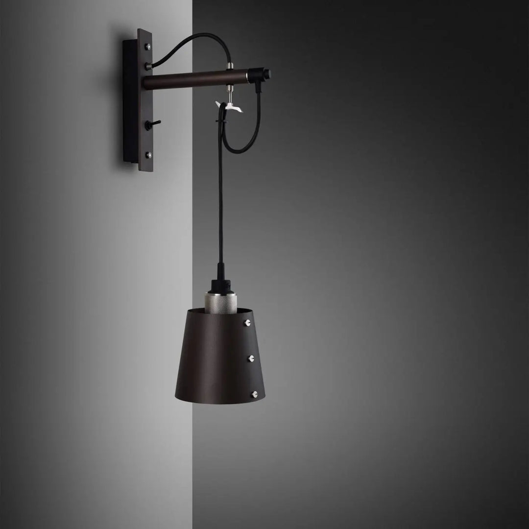 Applique murale Hooked petit modèle Graphite en acier #couleur_argent