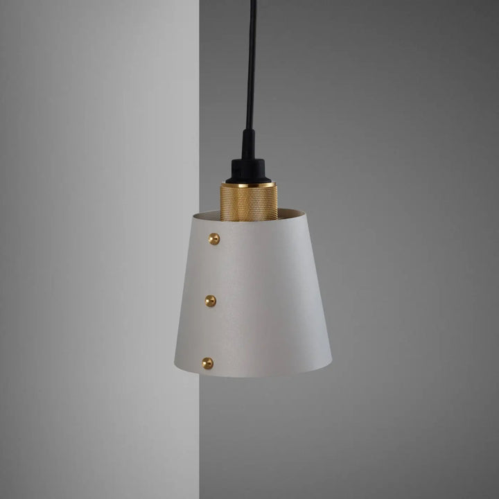Applique murale Hooked petit modèle Pierre en laiton #couleur_dor
