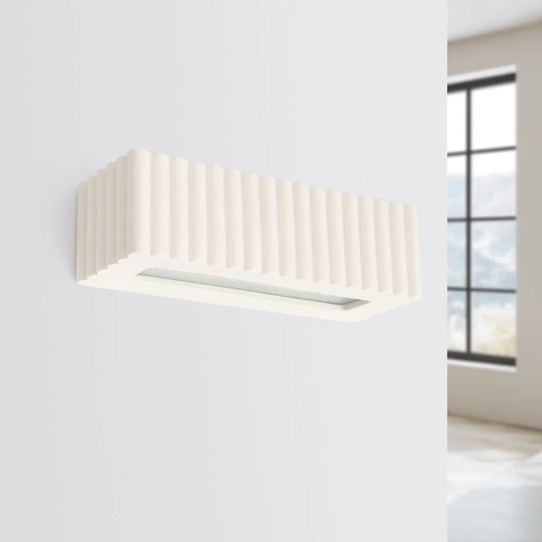 Applique murale rigata beige en céramique avec texture verticale rainurée pour une fonctionnalité élégante moderne